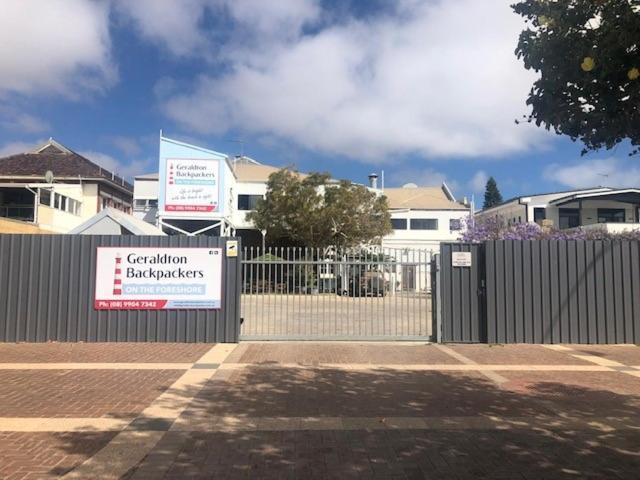 Geraldton Backpackers Vandrarhem Exteriör bild