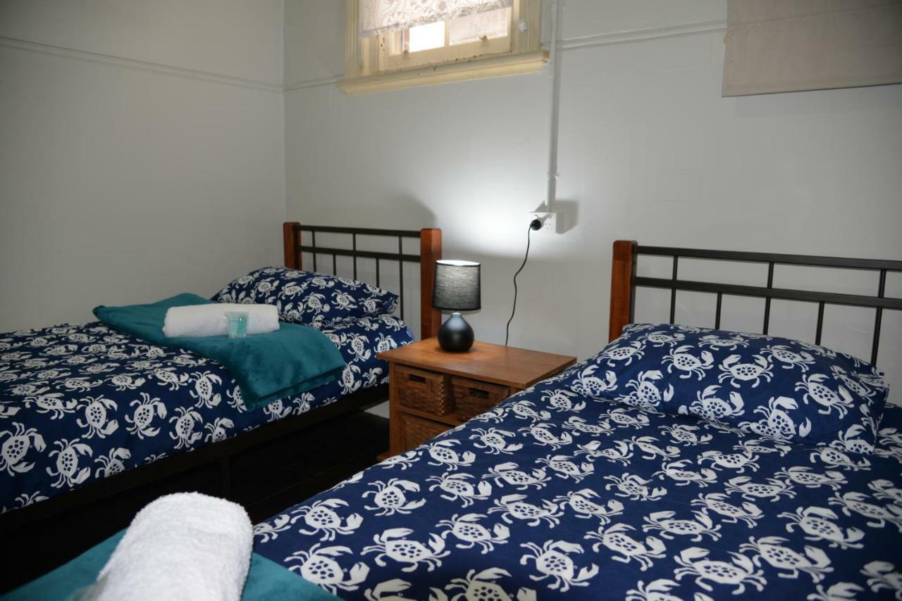 Geraldton Backpackers Vandrarhem Exteriör bild